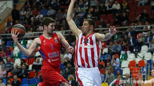 科曼：诺阿-朗和我说，那不勒斯季前28天集训他从没见过球（科曼：诺阿-朗称在那不勒斯季前28天集训中他一次都没碰到球）