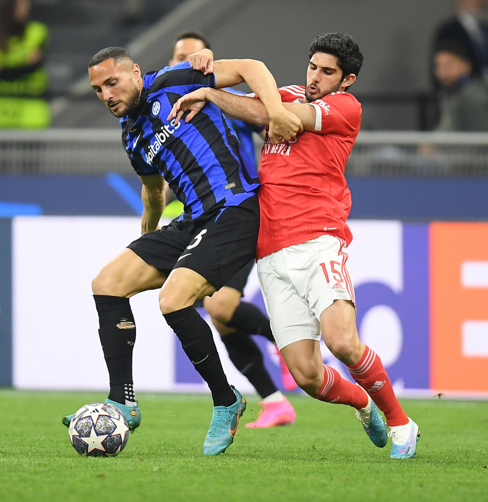 Skip：雷霆的致命弱点是三分球不行 马刺投进了13个 雷霆只有9个（Skip：雷霆最大短板是外线投射，马刺命中13记三分，雷霆仅9记）