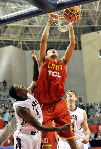 2025中超最佳教练候选：徐正源、斯卢茨基领衔，穆斯卡特无缘（2025中超最佳教练提名：斯卢茨基与徐正源领跑，穆斯卡特落选）