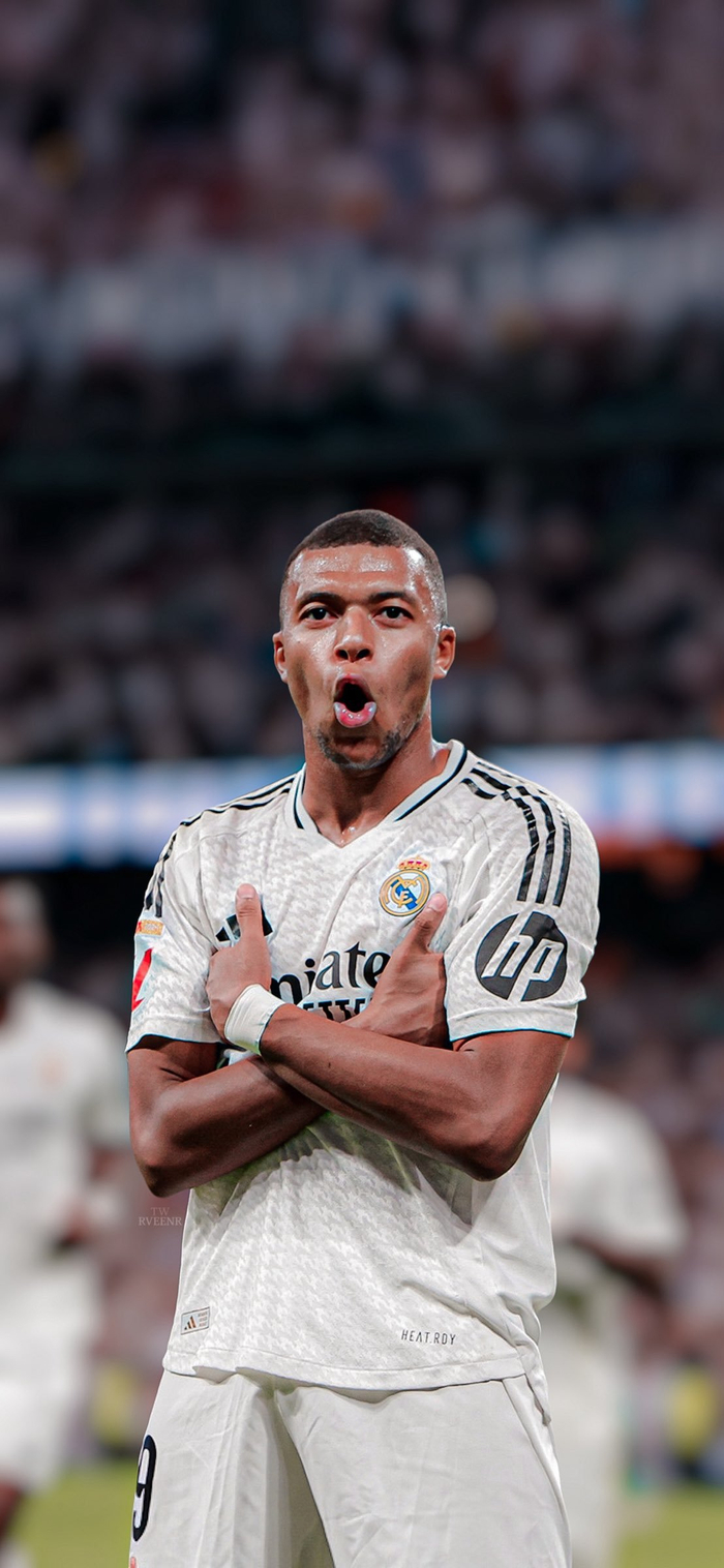 巴萨2比1逆转法兰克福首胜对手（巴萨2比1逆转法兰克福，收获对阵该队首胜）