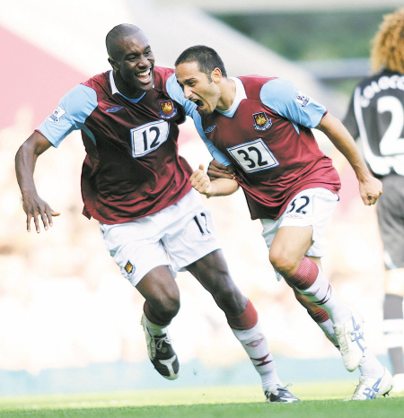 隆多篮球智商名场面！指挥考辛斯底角防空气，识破对手绝杀战术（隆多展露顶级球商！让考辛斯防底角无人区，一眼看穿对手绝杀套路）