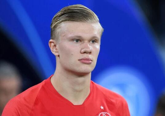 加拉：切尔西应该签下奥斯梅恩，他能带领蓝军重回巅峰（加拉力荐切尔西签下奥斯梅恩：他可助蓝军重返巅峰）