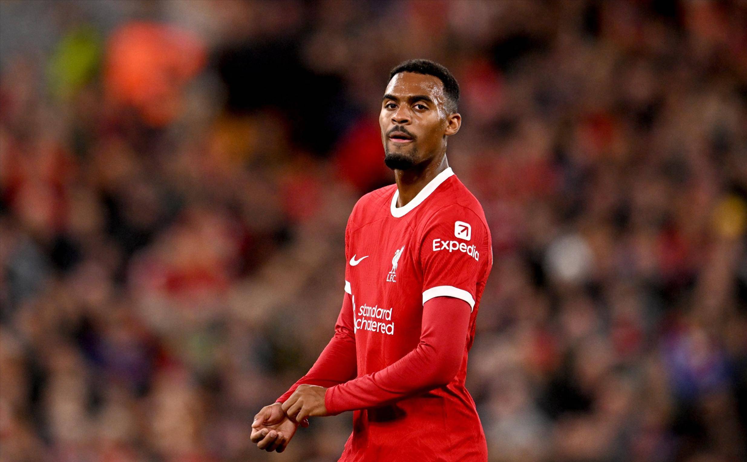 大范：詹姆斯没什么需要证明，但对比赛上瘾让他还会继续打（大范甘迪：詹姆斯已无须再证明自己，对比赛的痴迷促使他继续征战）