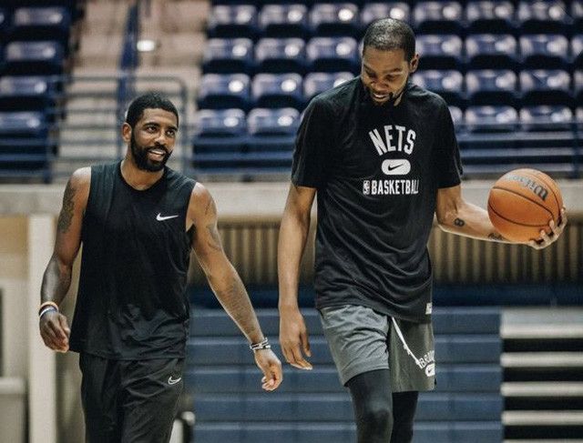 凉了！罢赛逼宫1.2亿转会切尔西，13轮仅1次打满，曼联养出的巨婴栽了？（要凉了？罢赛逼宫后1.2亿转会切尔西，13轮仅1次打满，曼联青训出身球员陷入低迷）