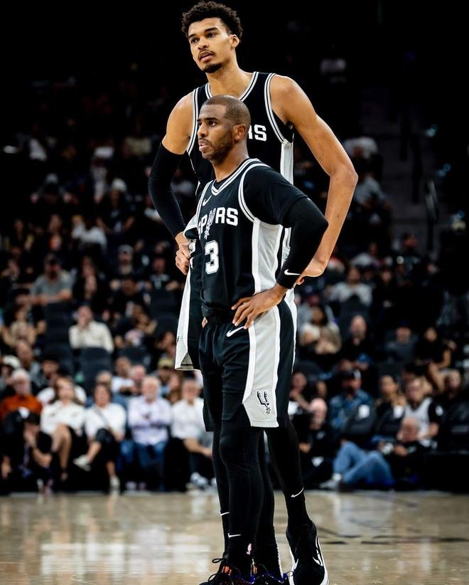 鹈鹕143分平球队赛季最高分，88分禁区得分创队史新高（鹈鹕砍下143分追平赛季单场最高，禁区得分88分创队史新高）