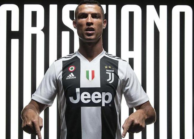 活塞122-117击败步行者，豪取13连胜，追平队史最长连胜纪录。（活塞122-117力克步行者，13连胜追平队史最长纪录）