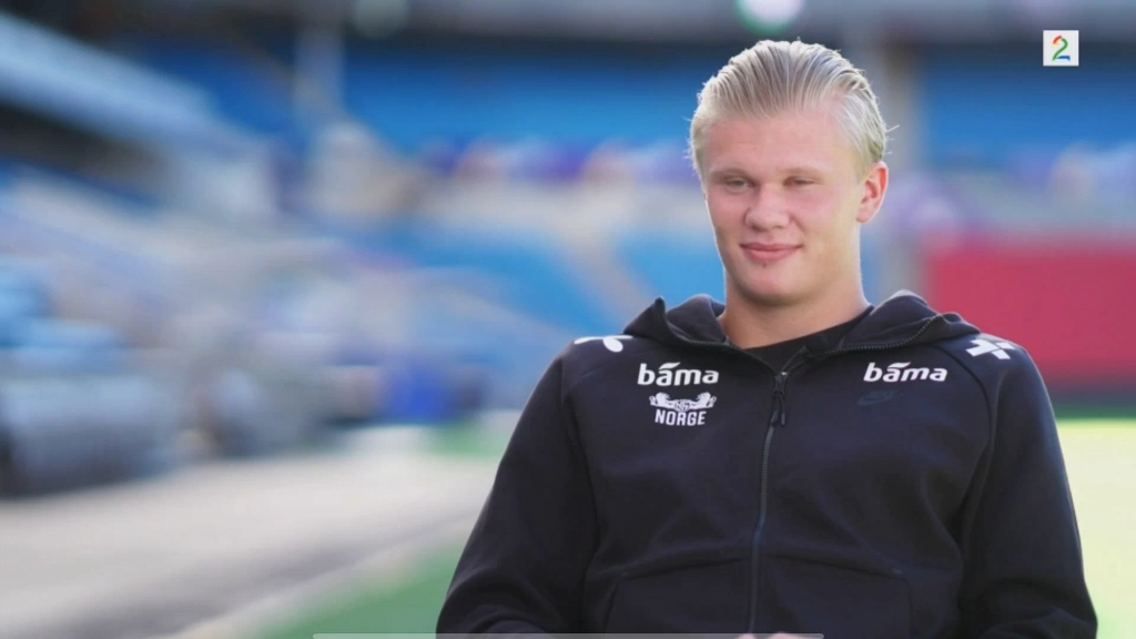 西蒙斯：在巴黎时，内马尔一直照顾我；英超就是世界第一联赛（西蒙斯：在巴黎期间内马尔对我照顾有加，英超堪称世界第一联赛）