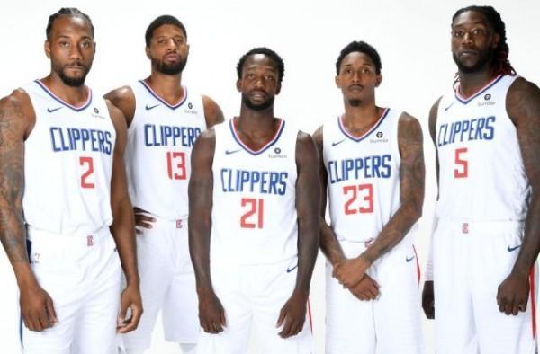 五粮液早报：这次“既分高下，也决生死”！（五粮液早报：这一战不止分胜负，更是生死较量！）