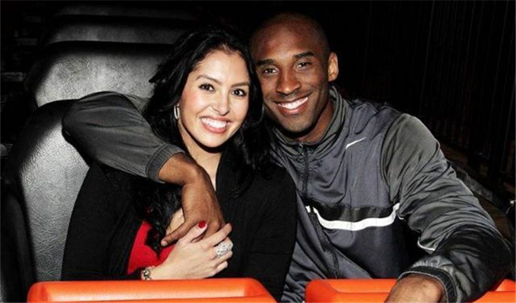 官方：恩佐、阿尔瓦雷斯、朱利亚诺和莫利纳退出阿根廷大名单（阿根廷队官宣：恩佐、阿尔瓦雷斯、朱利亚诺、莫利纳已退出国家队名单）