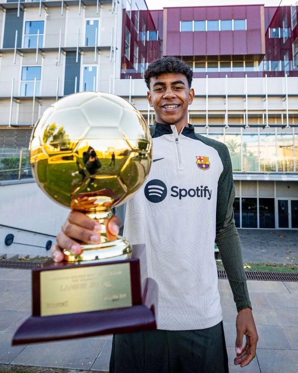 球队战术执行高效，连胜势头不减（战术贯彻到位，连胜态势延续）