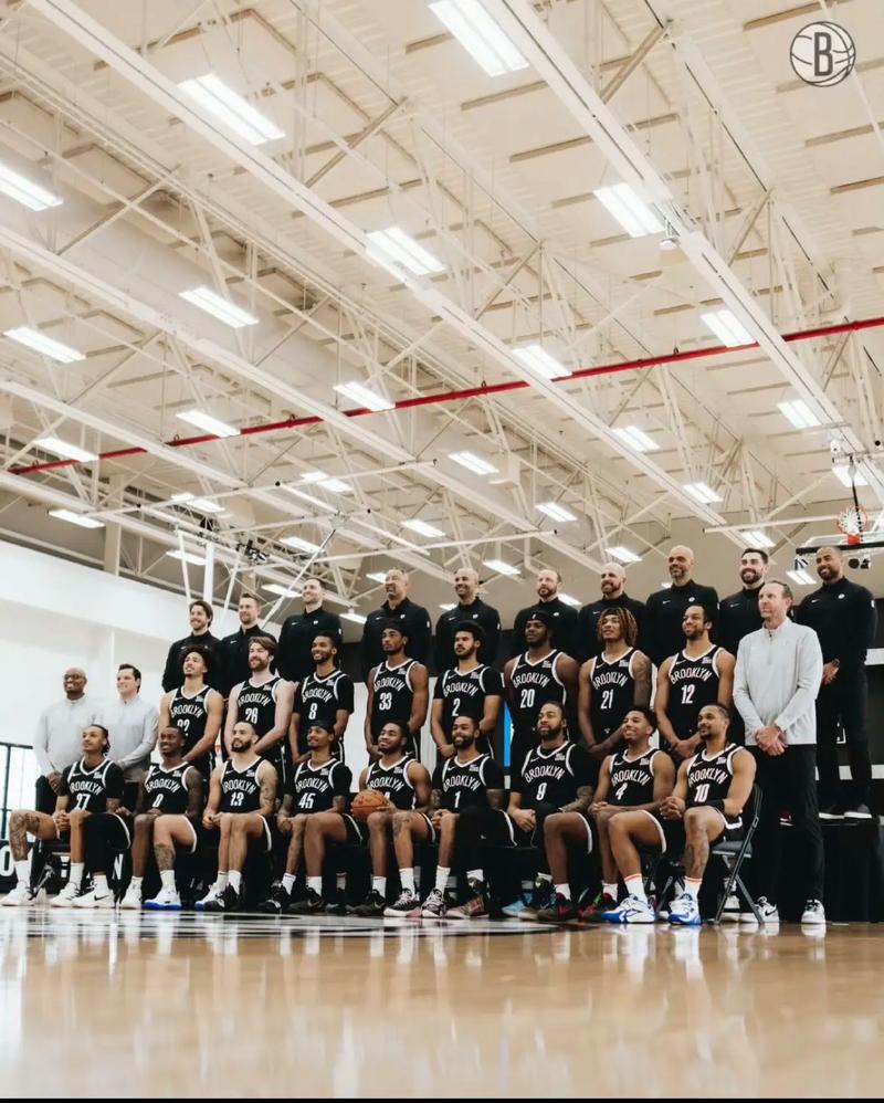 美记：森林狼已向公牛询价科比·怀特，他们不想等到2月交易（美记：森林狼就科比·怀特向公牛询价，不愿等到2月再交易）