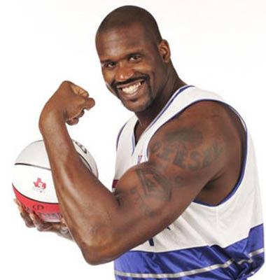 辽宁男篮在CBA杯赛中爆冷输给江苏男篮，外援选择引发争议，球迷对阵容实力和磨合表示不满。（CBA杯冷门：辽宁不敌江苏，外援选择惹争议，球迷质疑阵容实力与磨合）