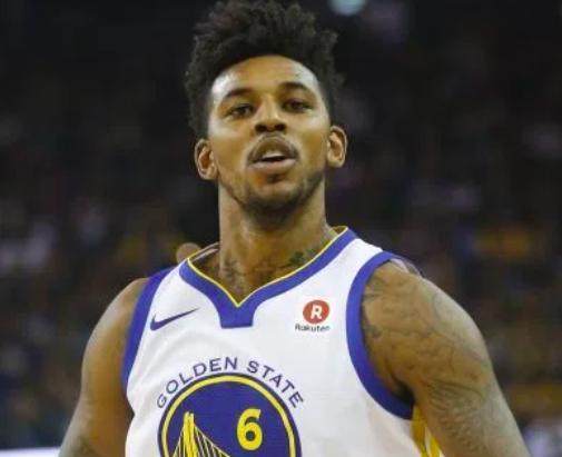 邮报：曼联等队关注赫塔小将艾希霍恩，他被拿来与克罗斯比较（英媒：曼联等队盯上赫塔新星艾希霍恩，他被比作克罗斯）