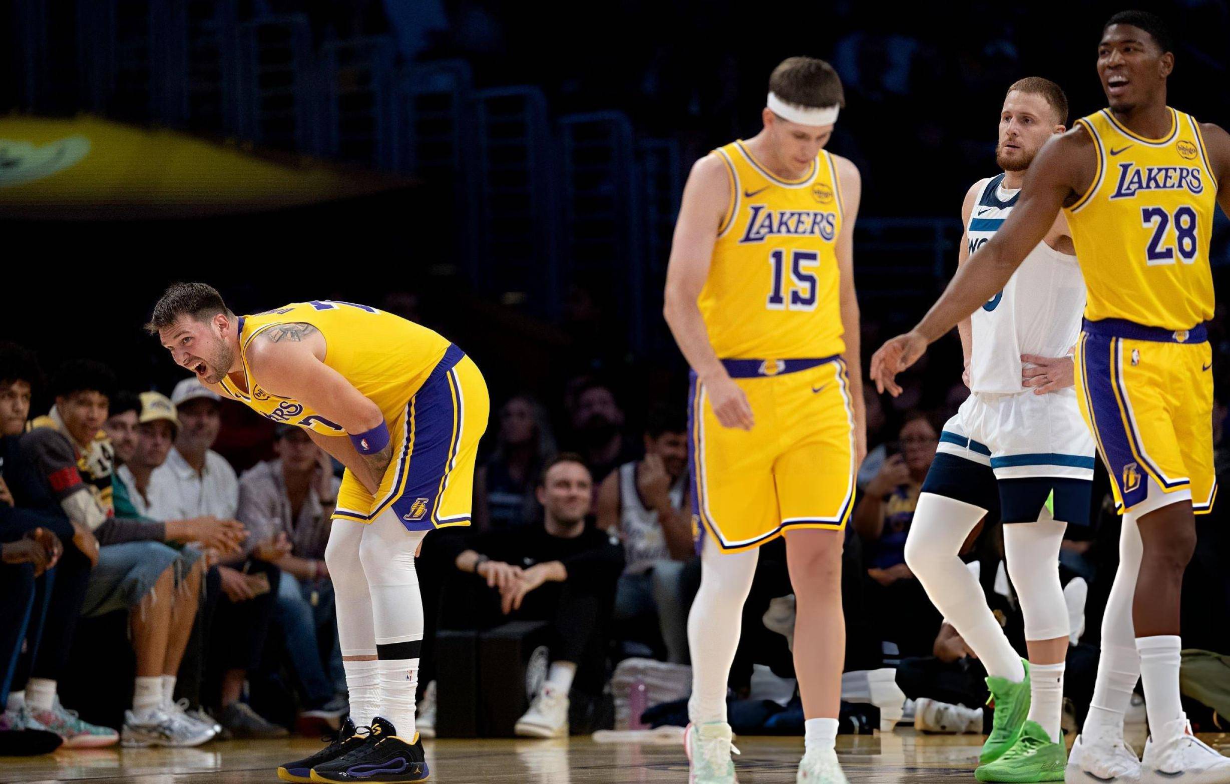 国外黄牛也猖狂，迈阿密国际东决门票被炒到破2300美元（海外黄牛疯狂抬价，迈阿密国际东决门票价格飙破2300美元）