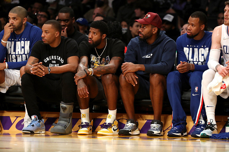 广东102-69合肥迎4利好！王少杰+杨溢证明价值，王少杰蜕变！（广东102-69大胜合肥收四大利好：王少杰、杨溢价值尽显，王少杰完成蜕变）