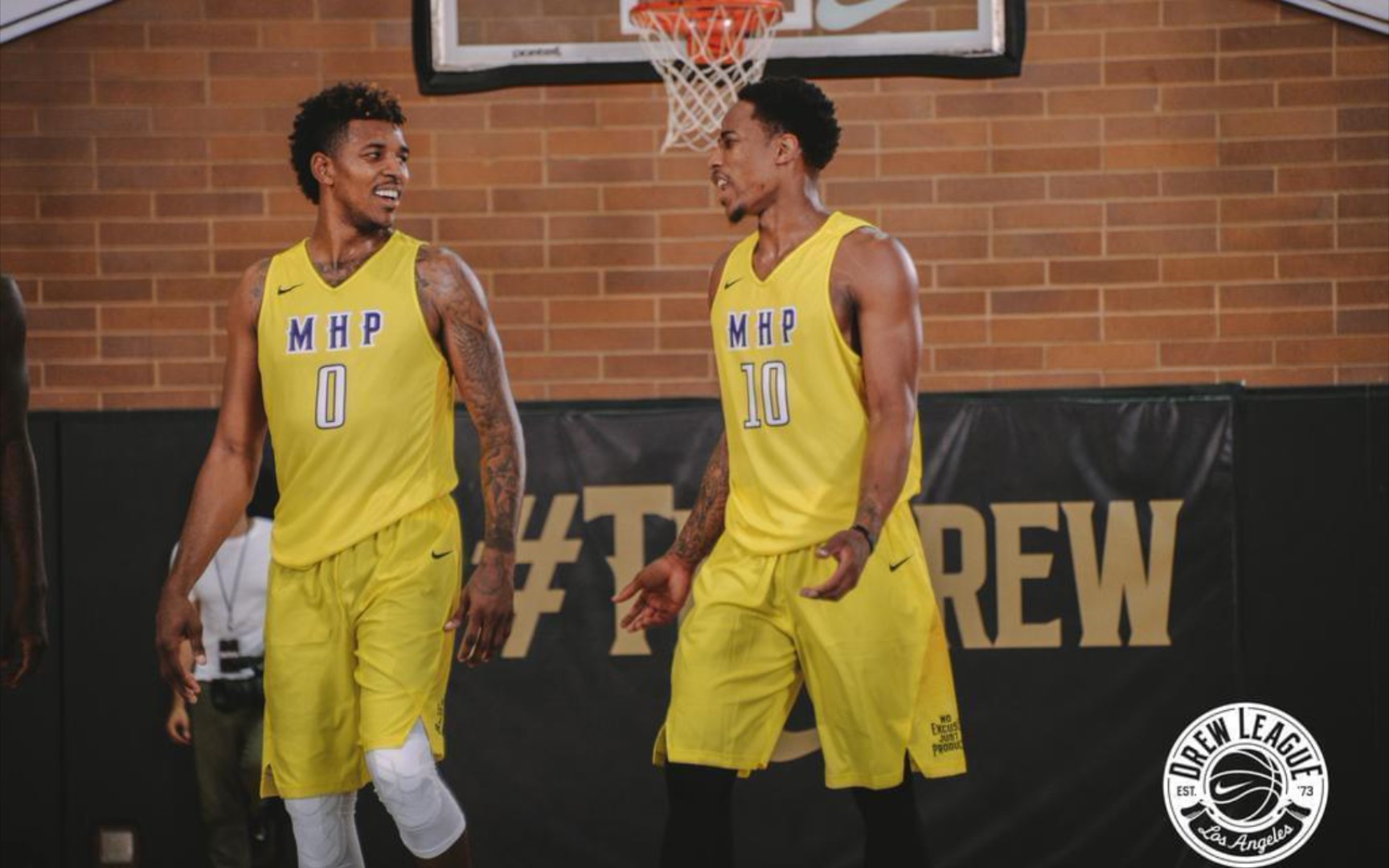 NBA：湖人加时险胜掘金 詹姆斯砍下40分（加时苦战湖人险胜掘金 詹姆斯轰下40分）